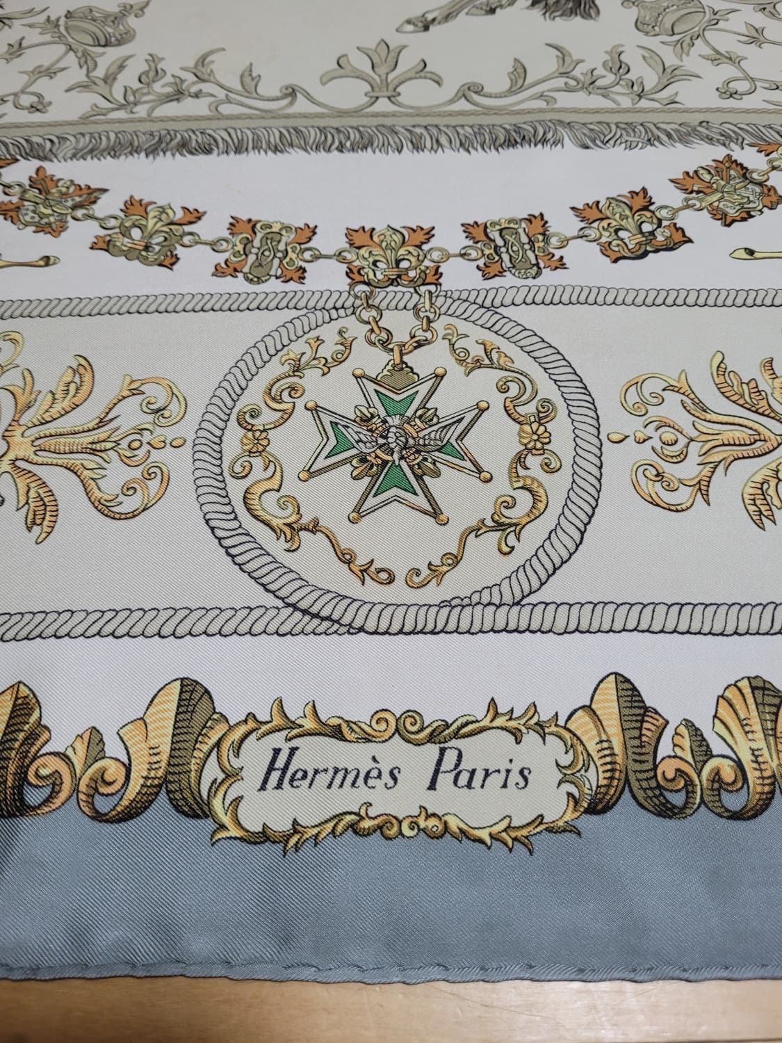 정품 에르메스 까레 실크 스카프 상품이미지3
