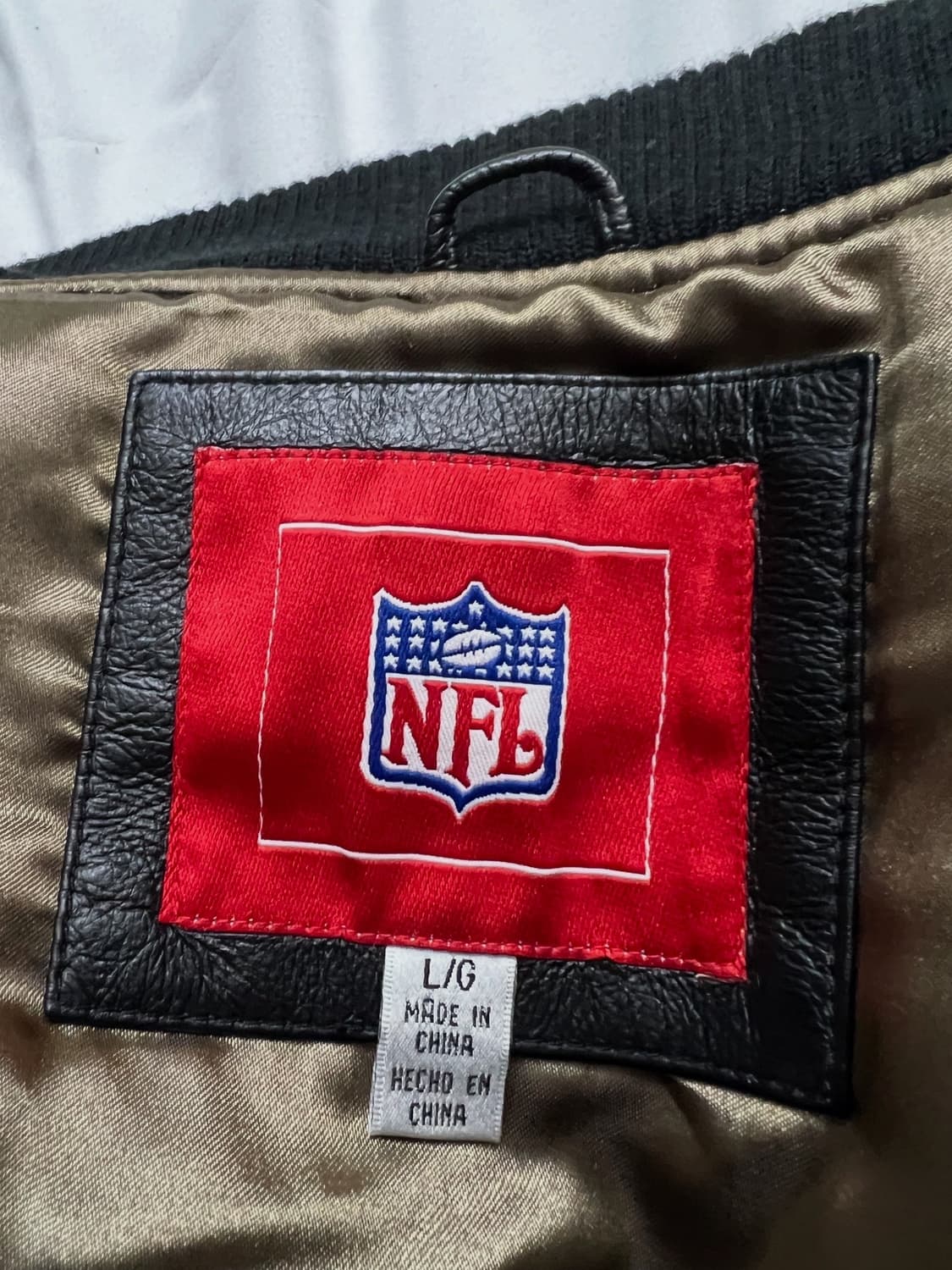 NFL 탬파베이 버커니어스 가죽자켓 상품이미지5