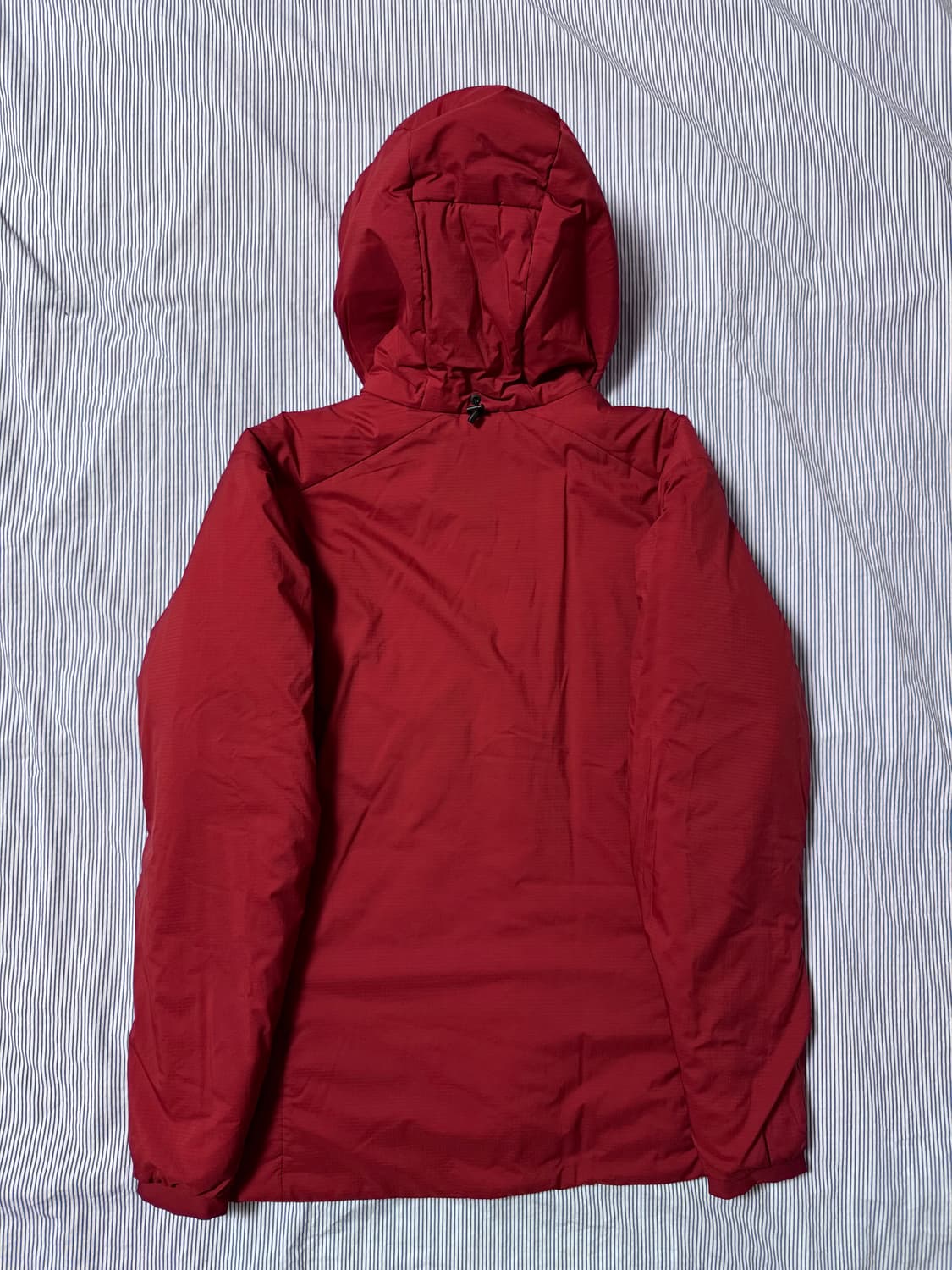 (SS급) 아크테릭스 아톰 AR 후디 보르도 M 상품이미지3