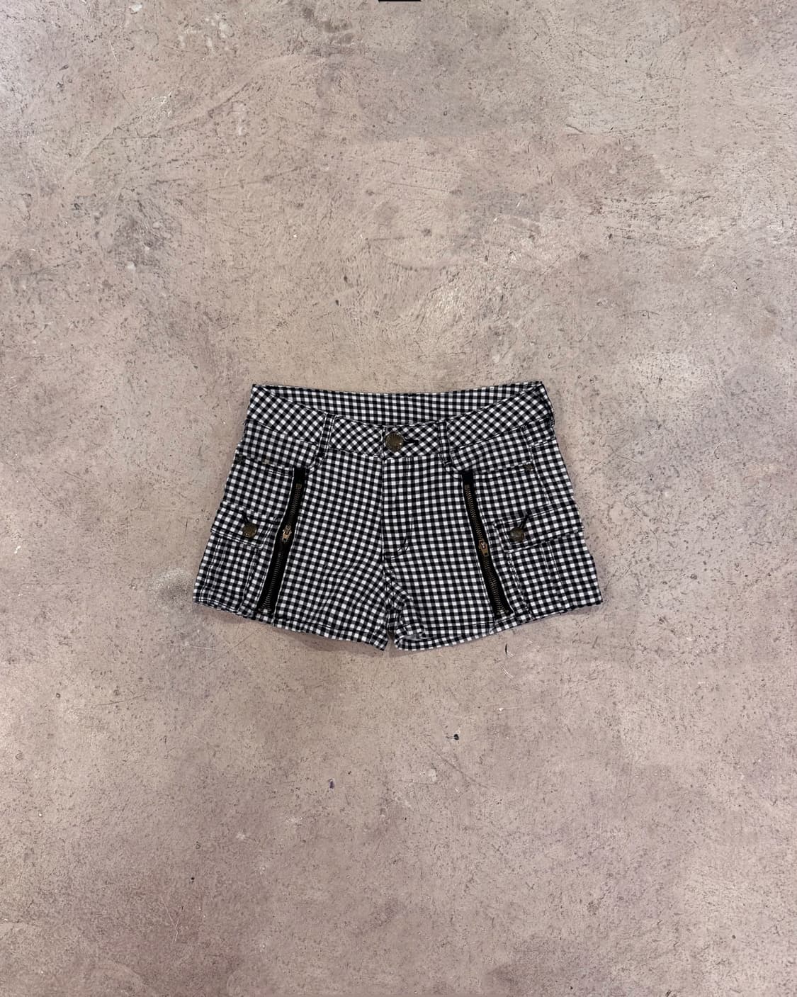 PINK LATTE 슬릿 숏츠 상품이미지1