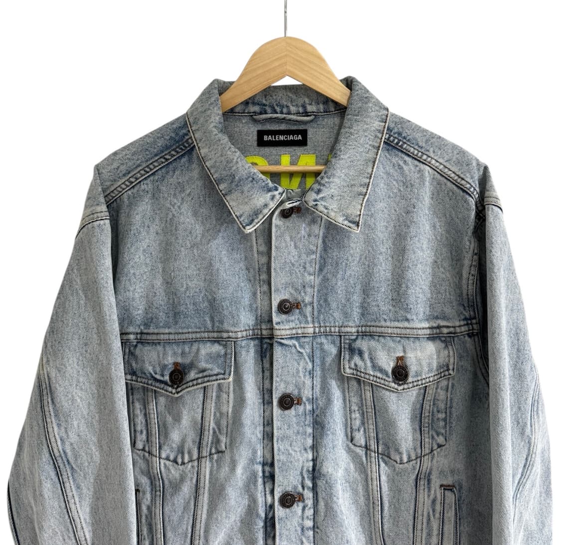 발렌시아가 라이트워시 네온 백로고 데님 자켓 상품이미지3
