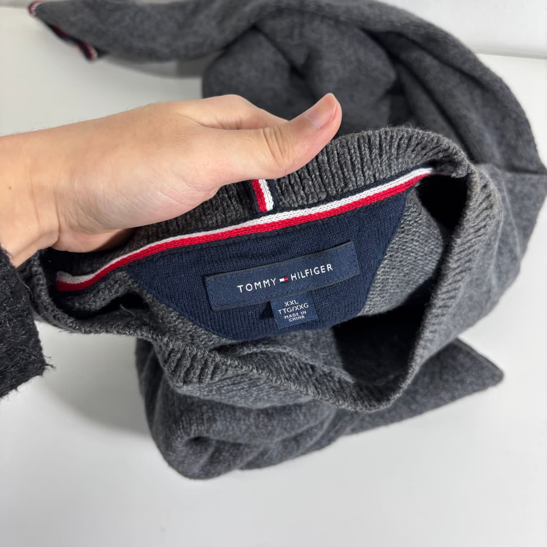 2XL 타미힐피거 차콜 스몰로고 면 니트 상품이미지4