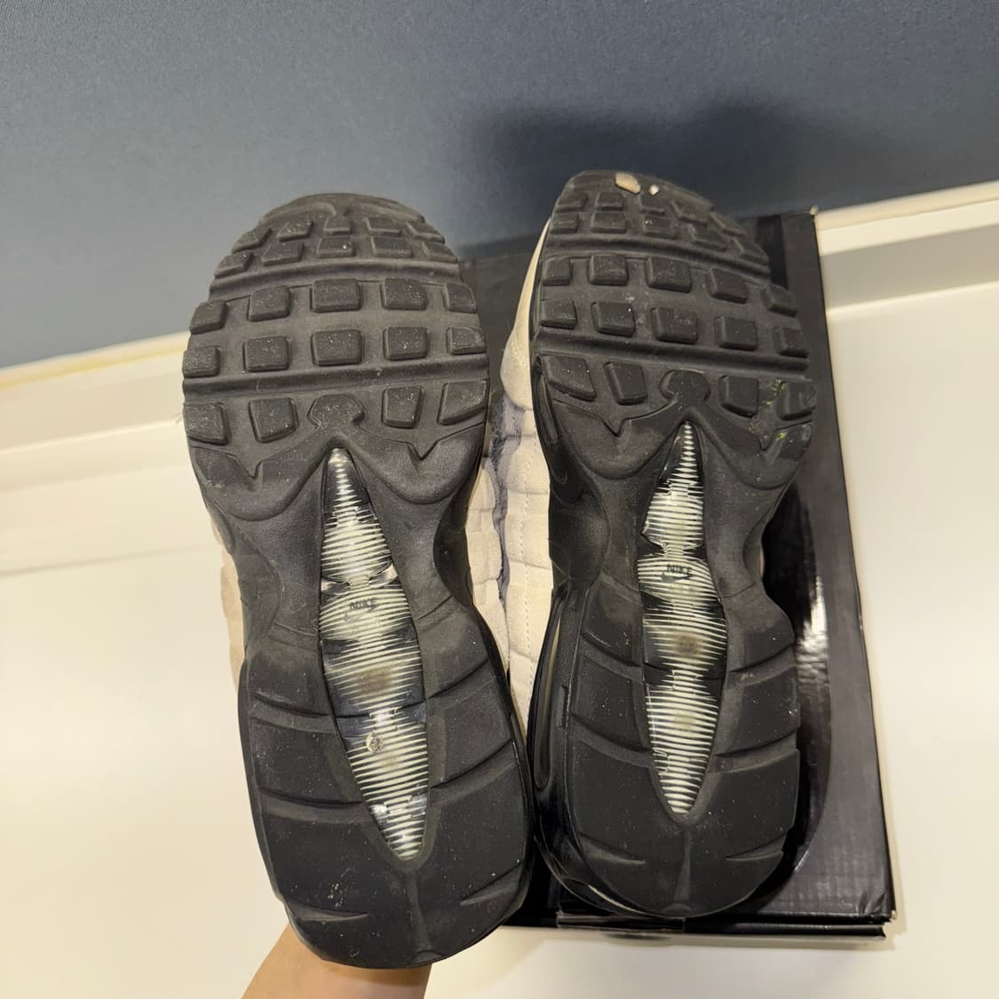 255 꼼데가르송 나이키 에어맥스 95 상품이미지6