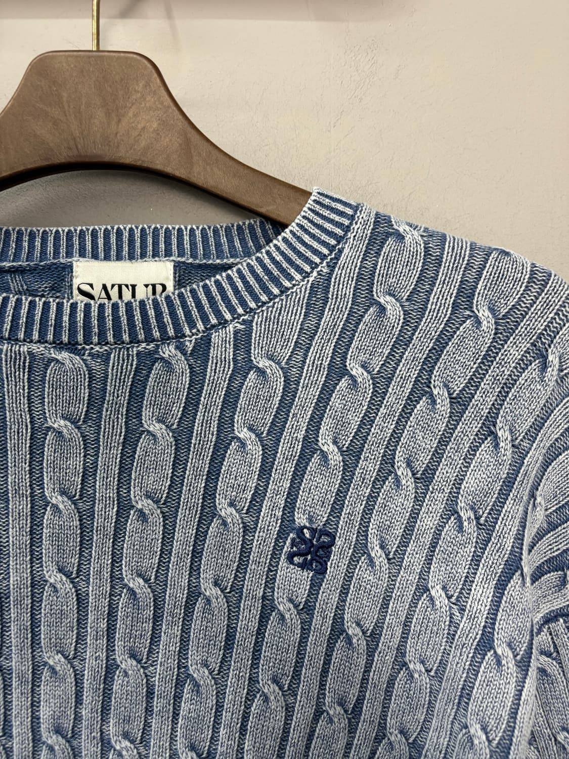 세터 빈티지 워싱 꽈배기 크롭 니트 A2796 상품이미지3