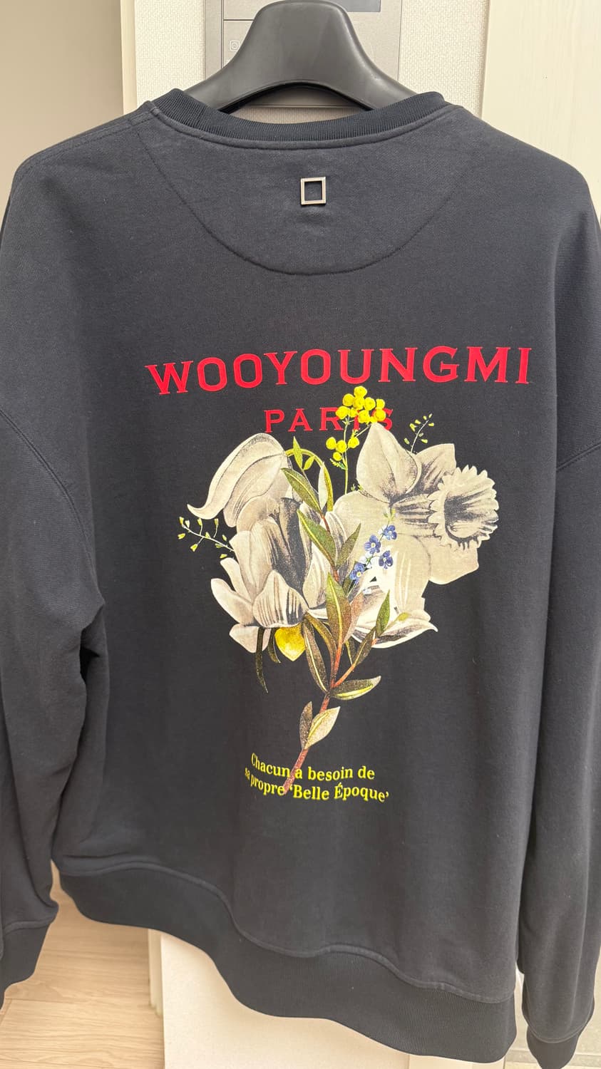 [52] 우영미 22SS 플라워 맨투맨 네이비 상품이미지7