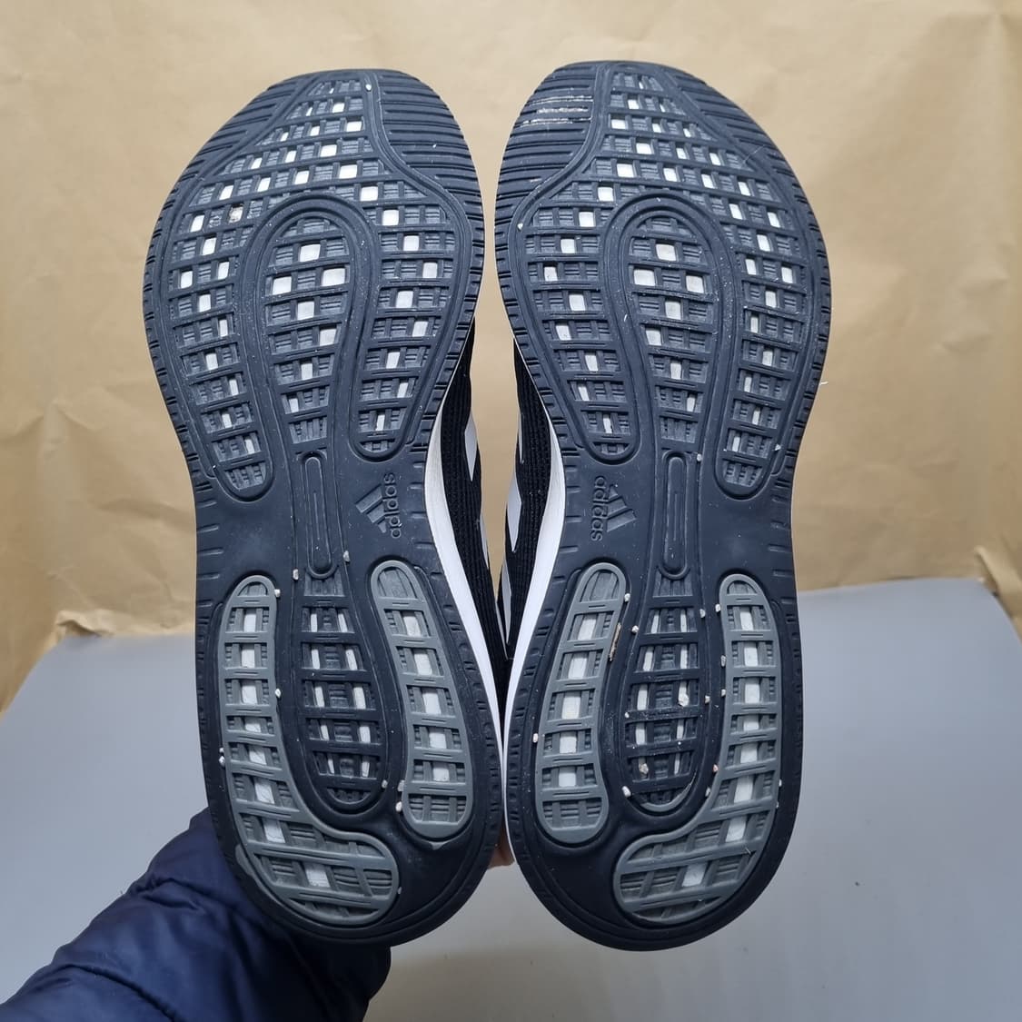 아디다스 갤럭시 런 남성운동화270  상품이미지3