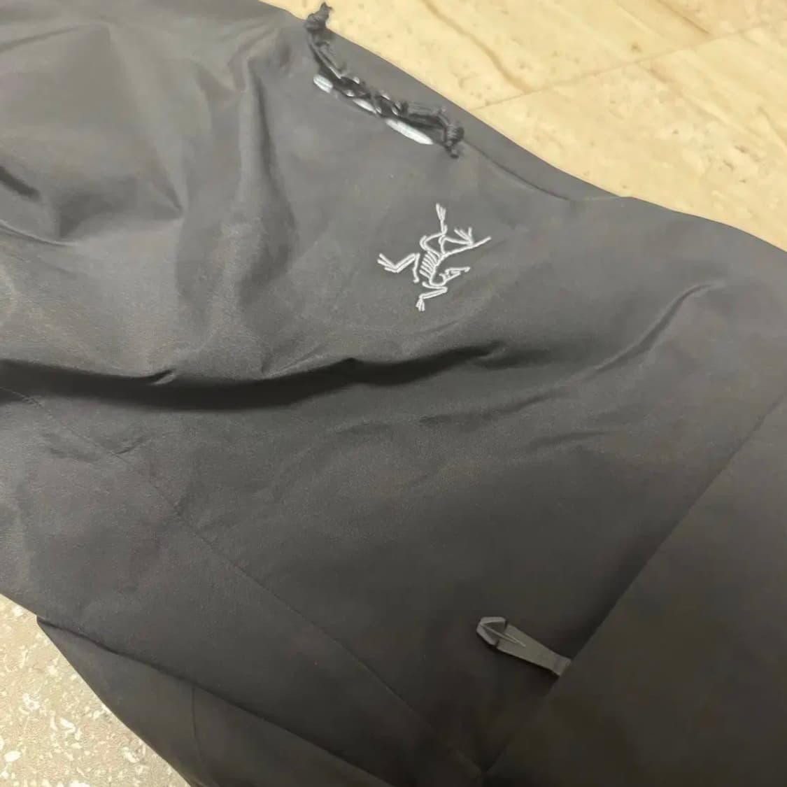 [L] 아크테릭스 베타AR 고어텍스 팬츠 블랙 상품이미지5