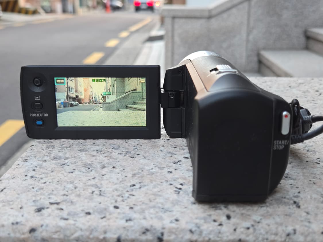 소니 빔프로젝터 캠코더 HDR-PJ410 상품이미지4