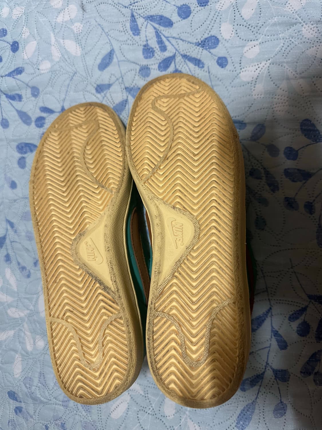 나이키 에어 클래식 SB 에메랄드 스니커즈 상품이미지5