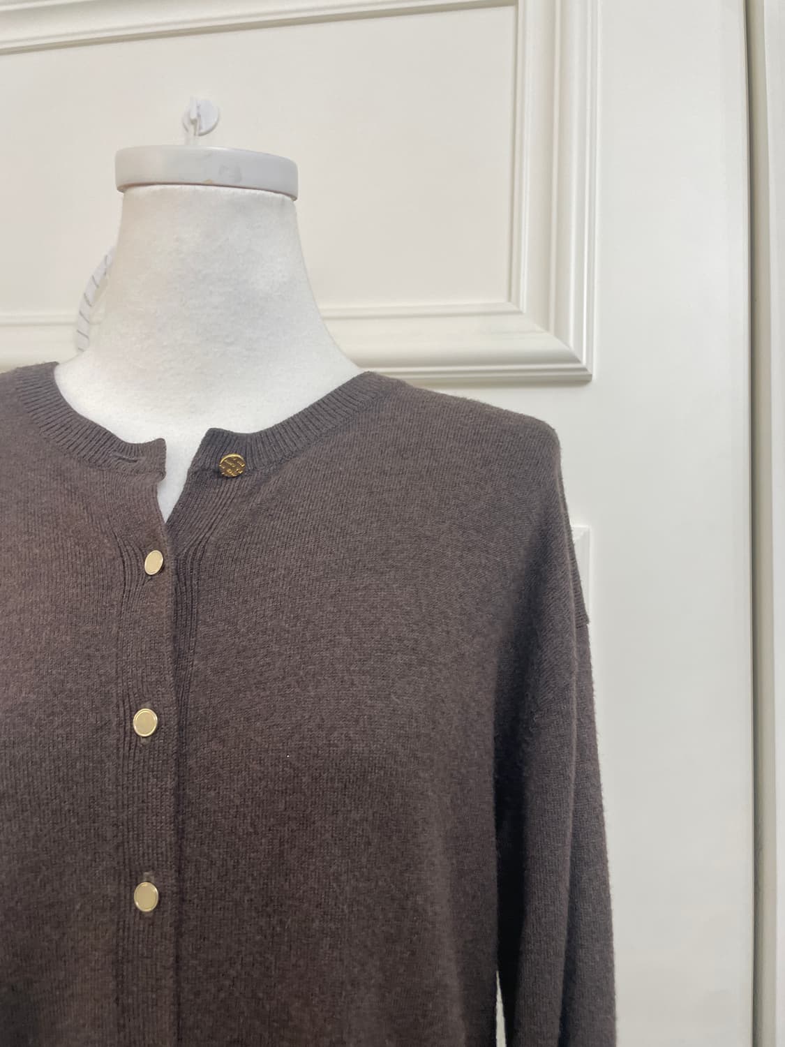 brown gold button autumn cardigan 상품이미지6