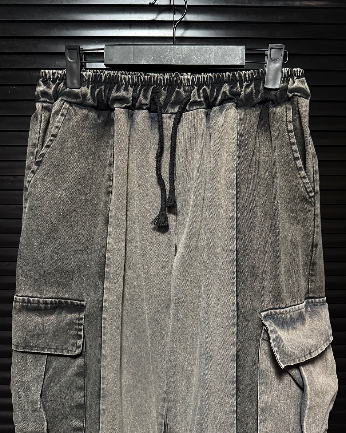 9NUTS 회색 그레이 워싱 와이드 데님 밴딩 카고 워크팬츠 절개 배색 상품이미지3