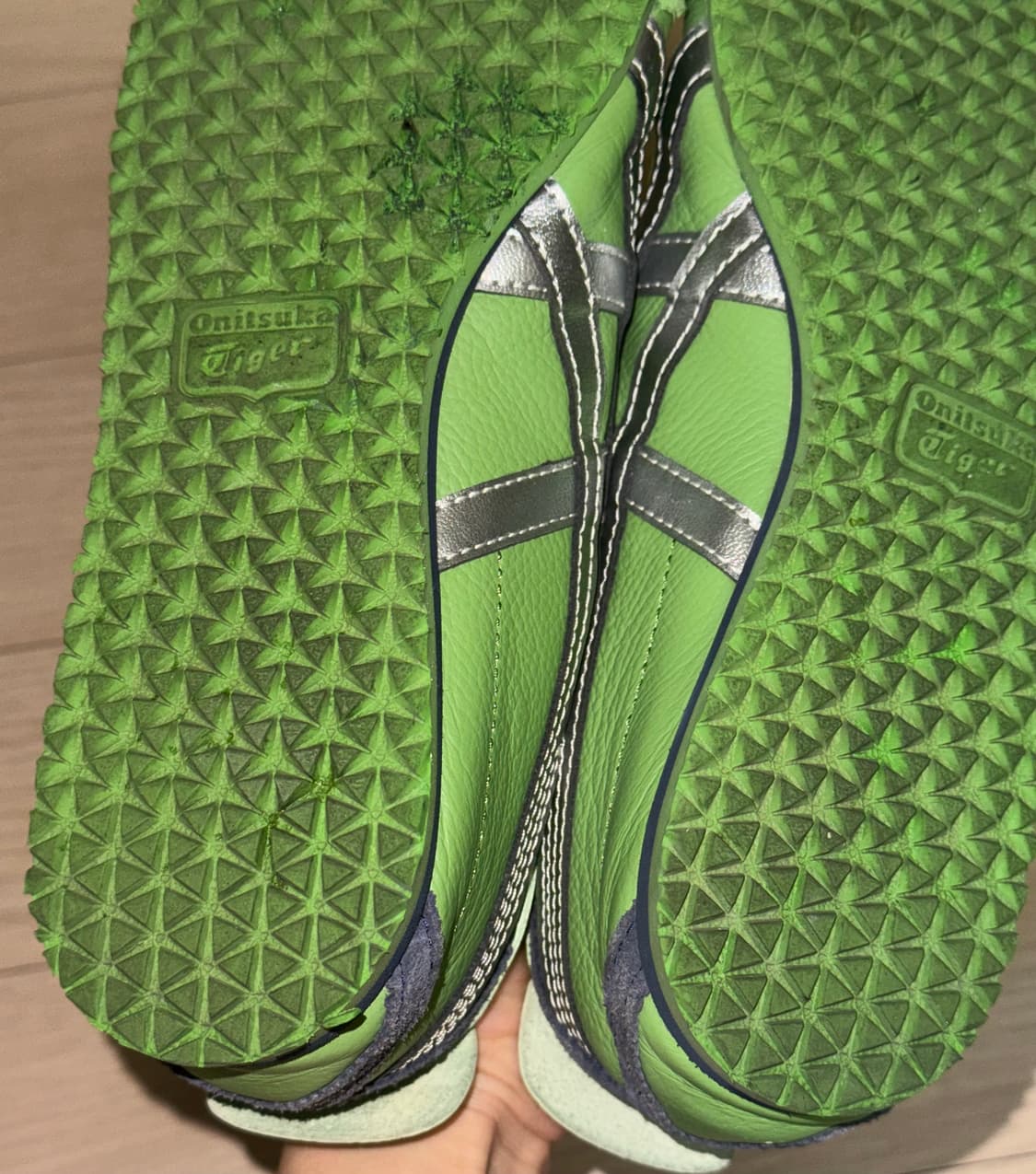 오니츠카타이거 상품이미지5