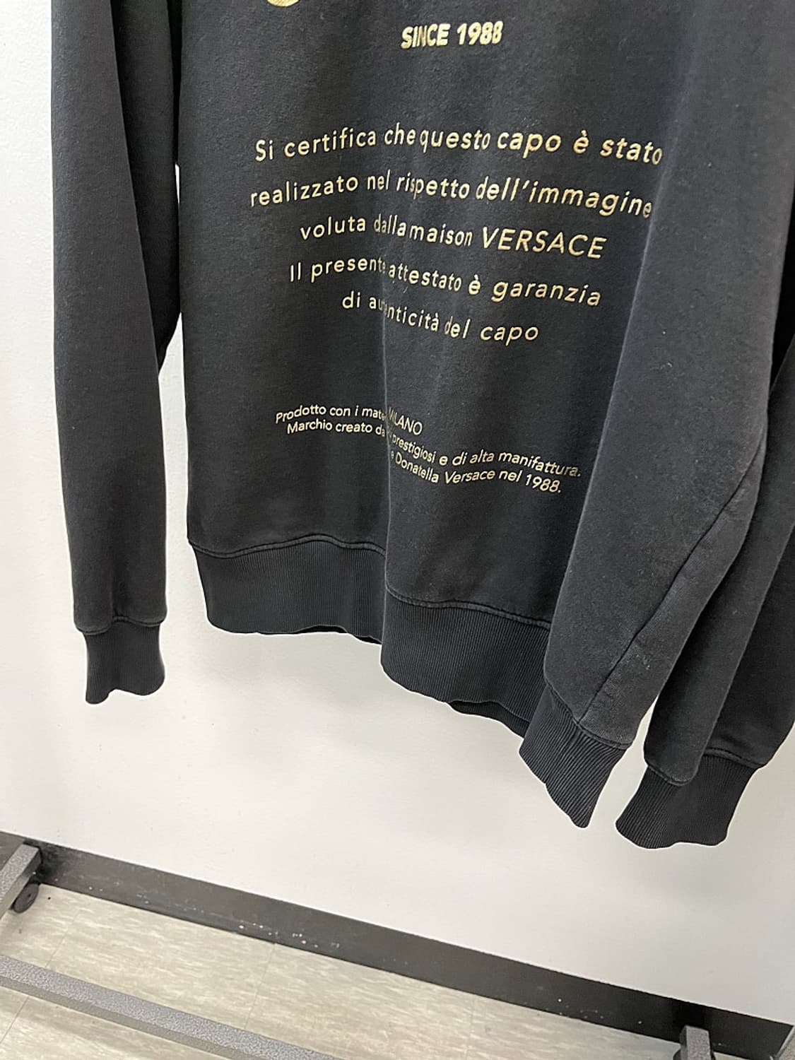 100) 베르사체 신형 꾸뛰르 맨투맨  상품이미지6