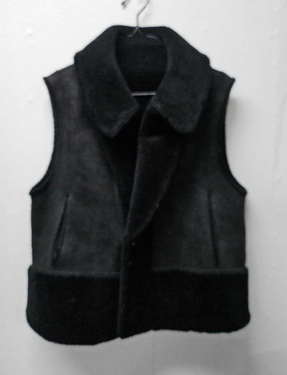 조르쥬 레쉬  블랙 무스탕 조끼 베스트  55  양면 상품이미지1