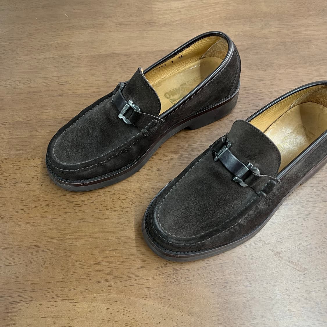 페레가모 간치니 스웨이드 로퍼 Uk7 상품이미지2