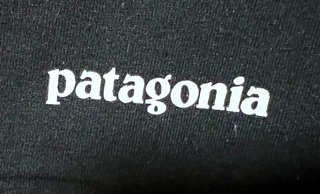 파타고니아 남자 반팔티 블랙 라운드넥 캐주얼 백로고 기본 XL 105 상품이미지4