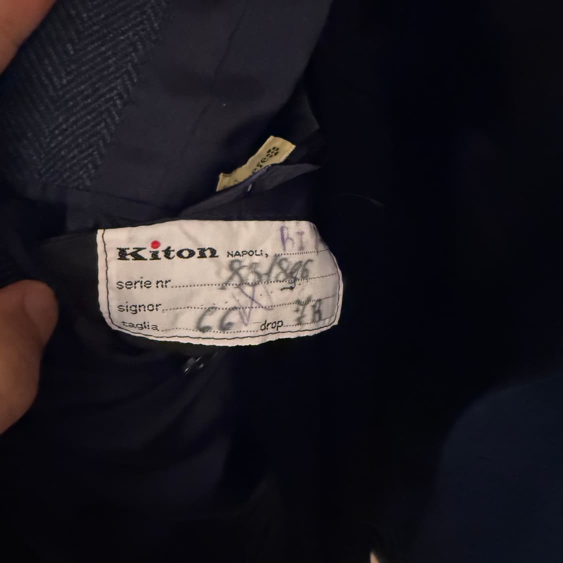 키톤 캐시미어 100% 코트 판매 합니다 상품이미지8