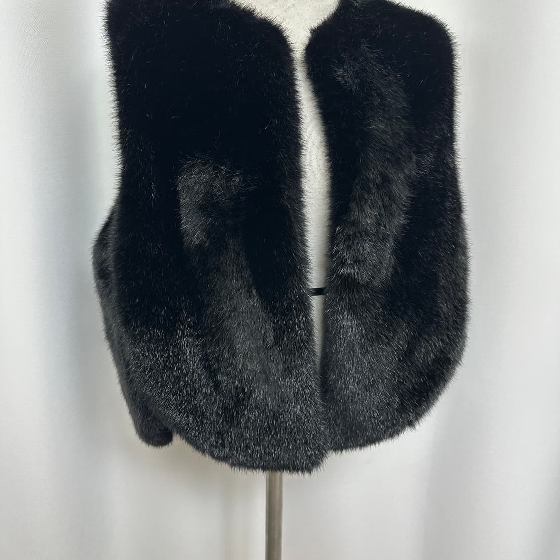   러브패리스 여자 퍼조끼 검정 FREE 상품이미지3