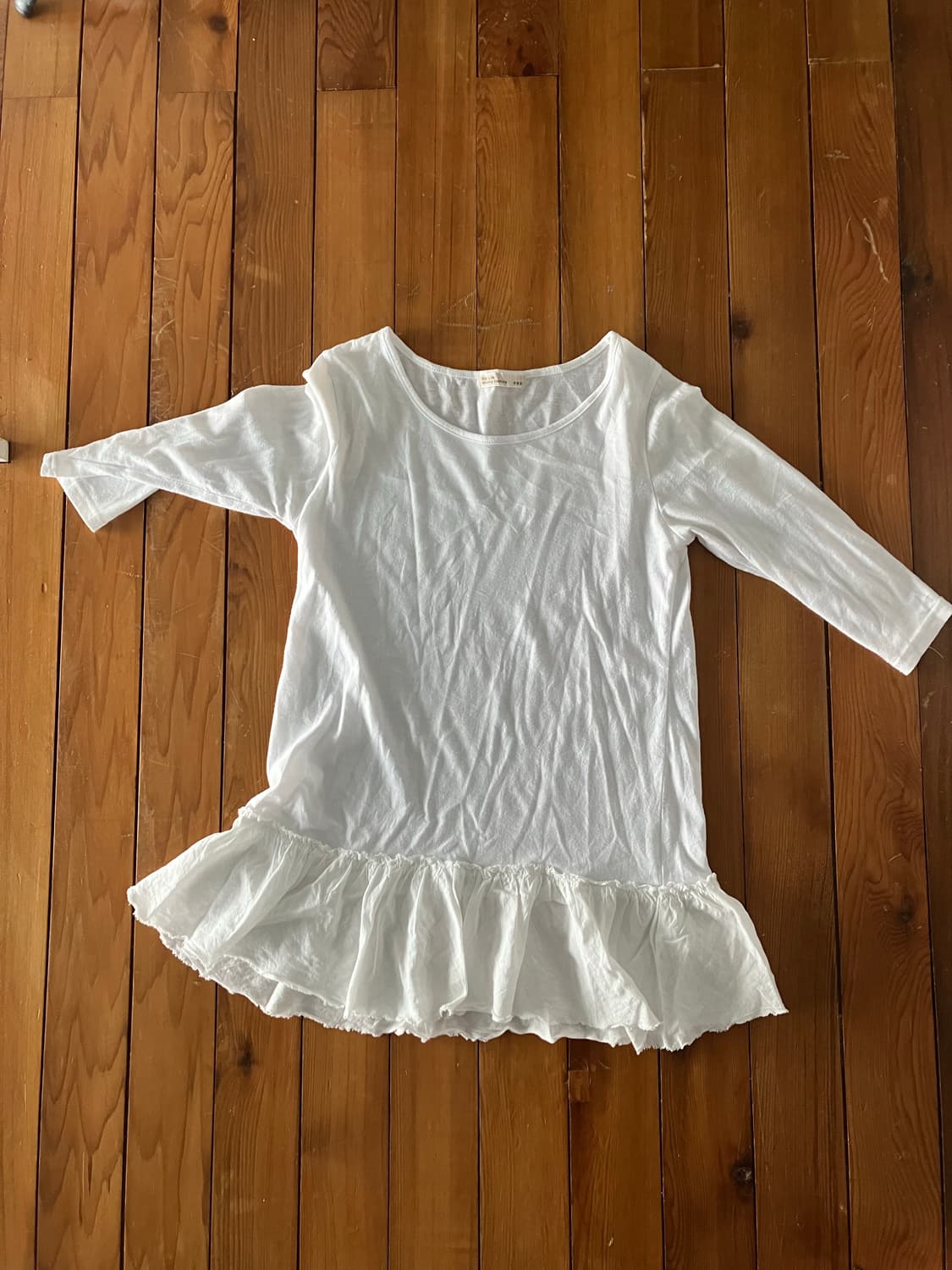 화이트 프릴 탑 상품이미지1