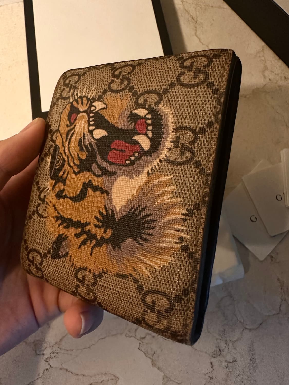 구찌 타이거 프린트 지갑 GG 슈프림 베이지 에보니 상품이미지3