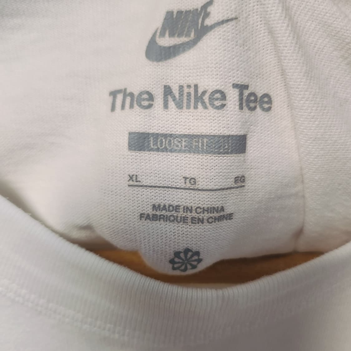 [XL] 나이키 에센셜 프리미엄 반팔티 상품이미지3