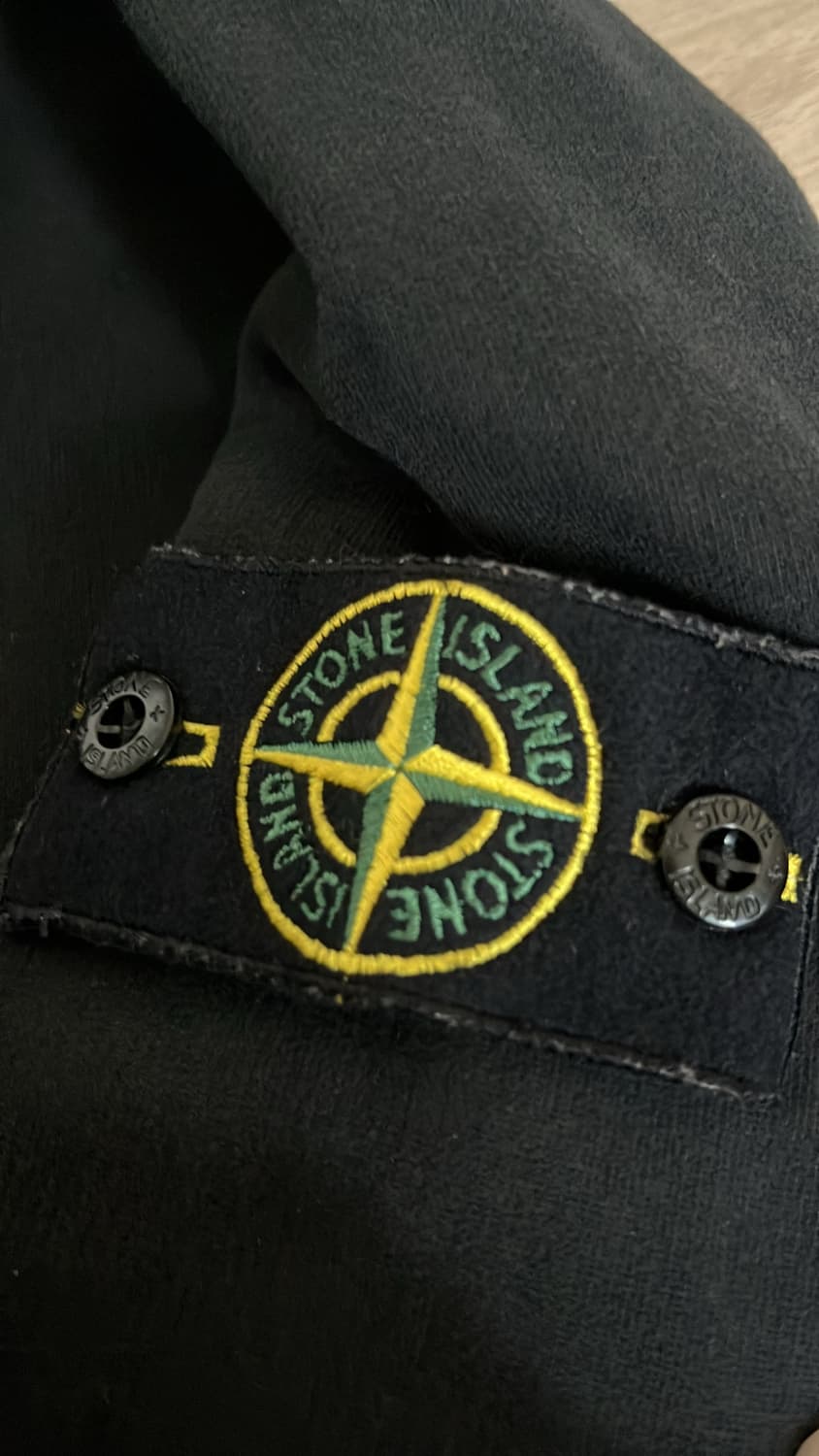 스톤아일랜드 블랙 맨투맨 상품이미지2