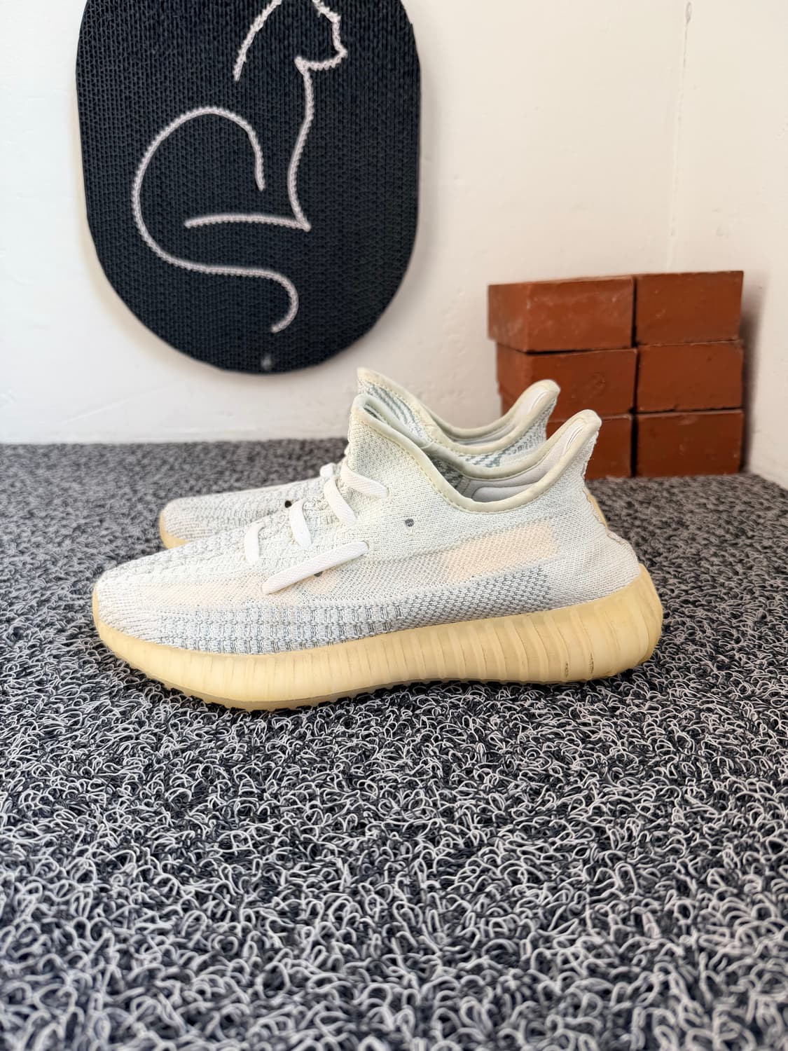 아디다스 이지 부스트 350 V2 클라우드 화이트 235 상품이미지2