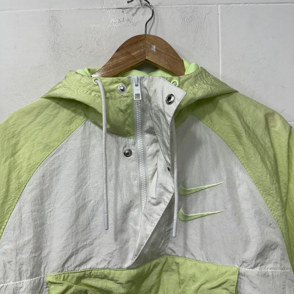 나이키 더블 스우시 아노락 상품이미지2