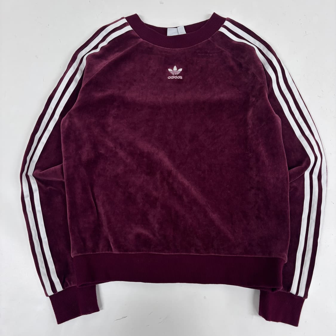 아디다스 벨벳 맨투맨 상품이미지3