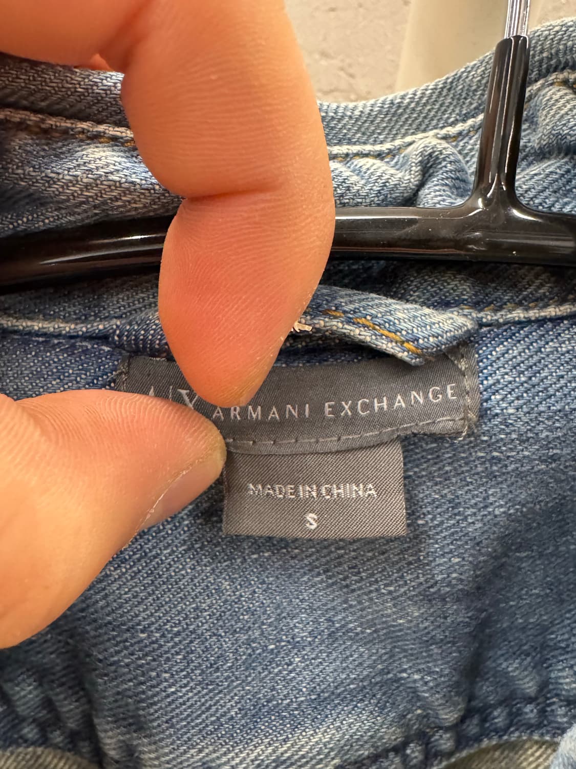 Armani Exchange 크롭 데님 자켓 S 상품이미지4