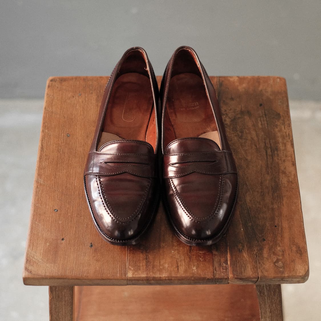 알든 684 8D(260사이즈) 버건디 코도반 풀스트랩 로퍼 상품이미지4