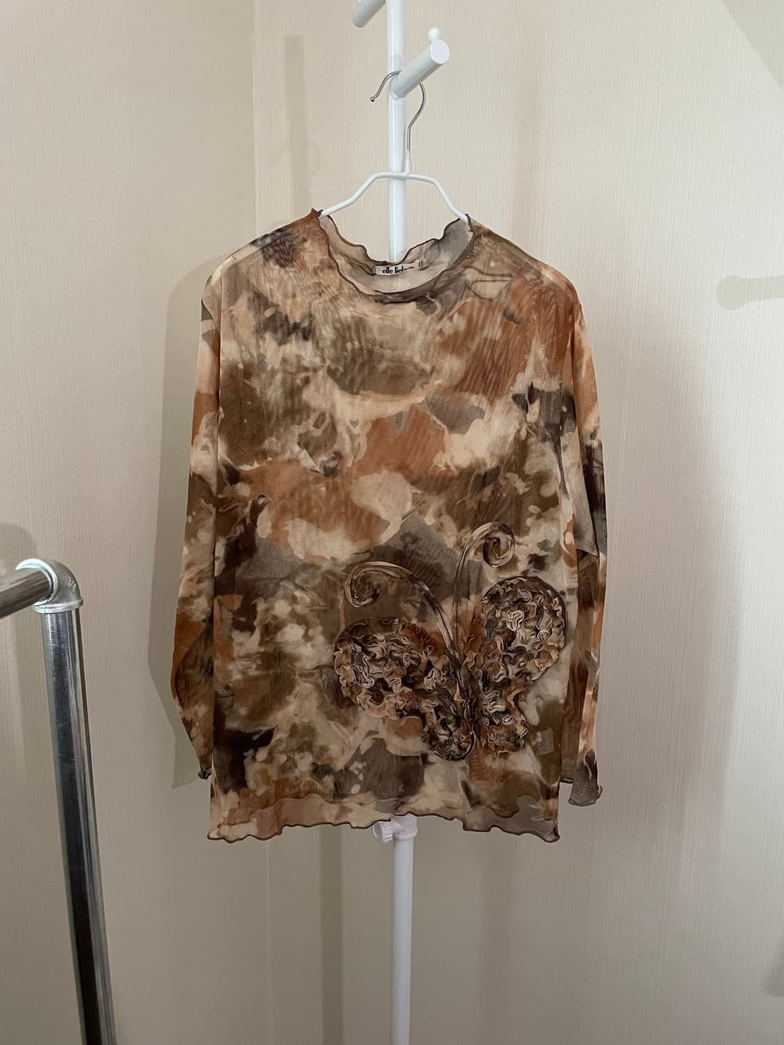 브라운 타이다이 시스루 티 상품이미지1