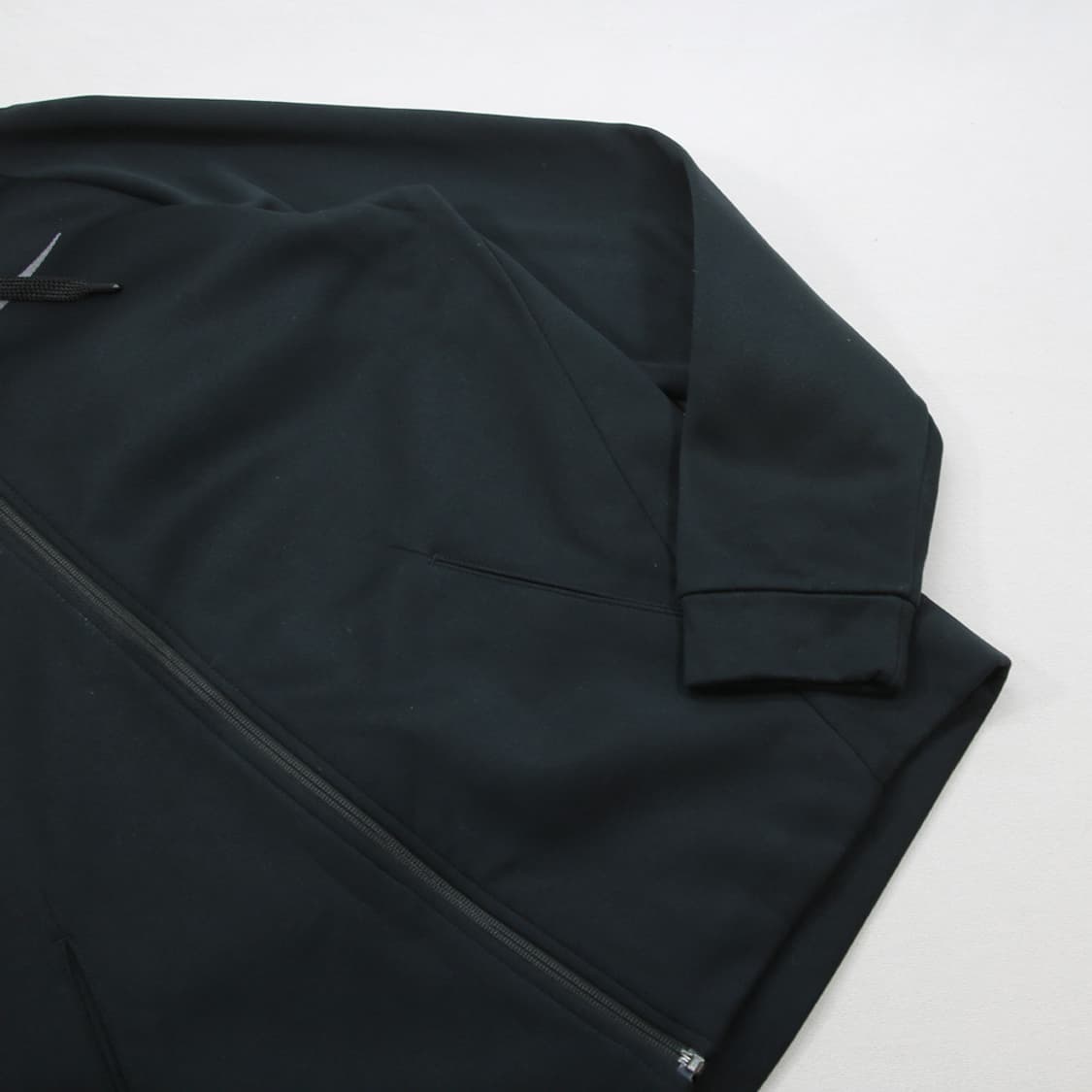 (착용컷) 나이키 트랙 후드 자켓 (남성용 100) 상품이미지6