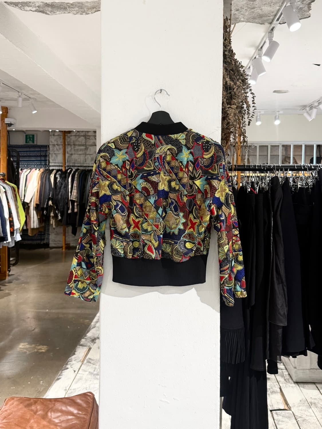 드리스 반 노튼 멀티컬러 자카드 크롭 봄버 자켓 상품이미지6