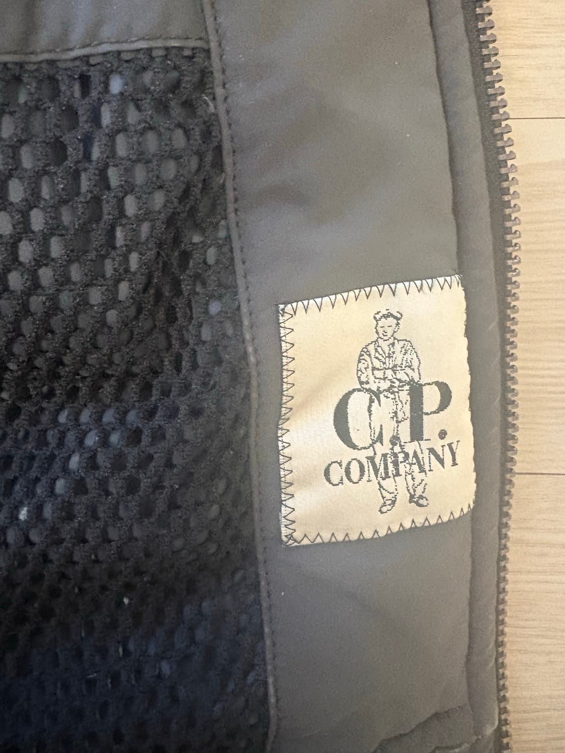 Cp컴퍼니 자켓 패딩 상품이미지3