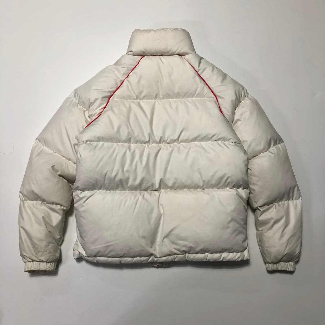 아디다스 화이트 패딩 상품이미지2