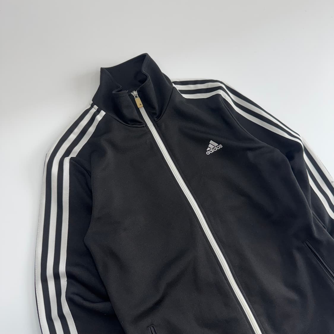 Adidas 아디다스 삼각로고 블랙 져지 상품이미지4