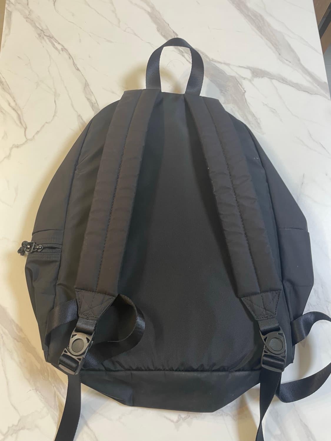 이스트팩 백팩 데이백 상품이미지2