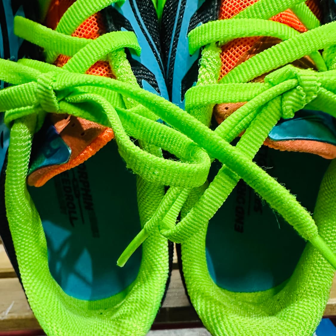 UK8 270) 써코니 런닝화 남성 남자 러닝화 엔돌핀 스피드 상품이미지8