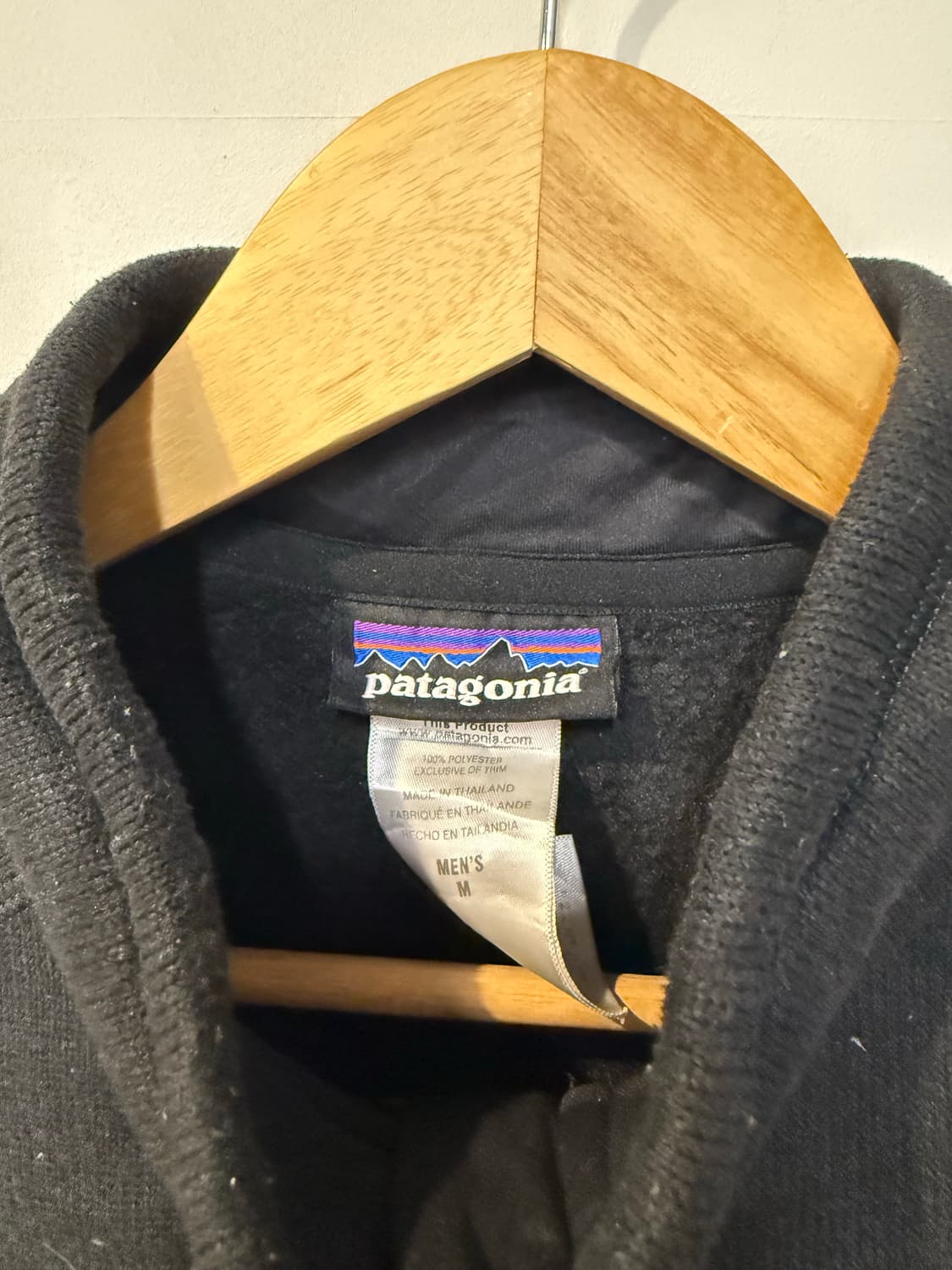 파타고니아 블랙 플리스 집업 상품이미지3