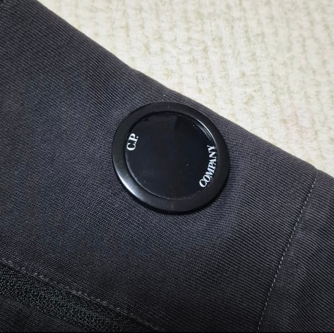 CP컴퍼니 스웻집업자켓 상품이미지3