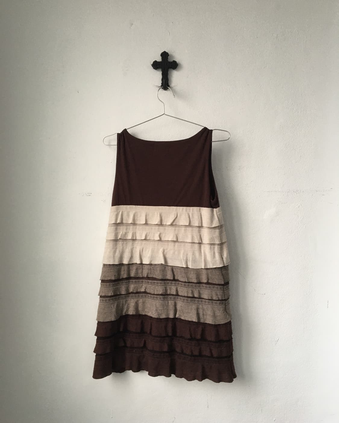 Frill layer point sleeveless 상품이미지3