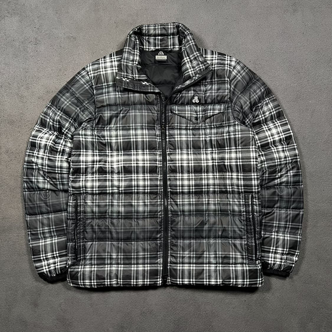 나이키 ACG 체크패턴 투웨이 구스다운 경량패딩 상품이미지2