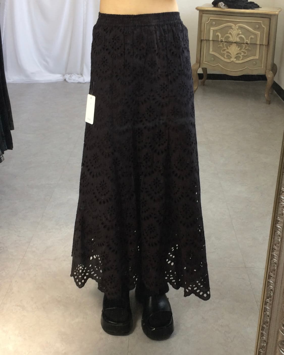 Punching pattern long skirt 상품이미지9