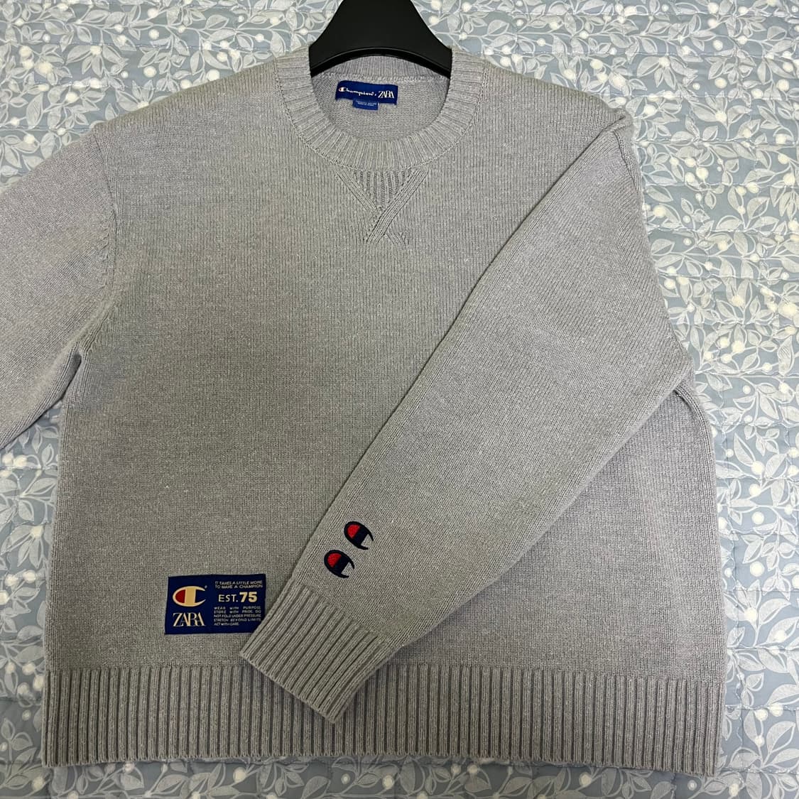자라 X 챔피온 스트라이프 패치 니트 (L) 상품이미지1