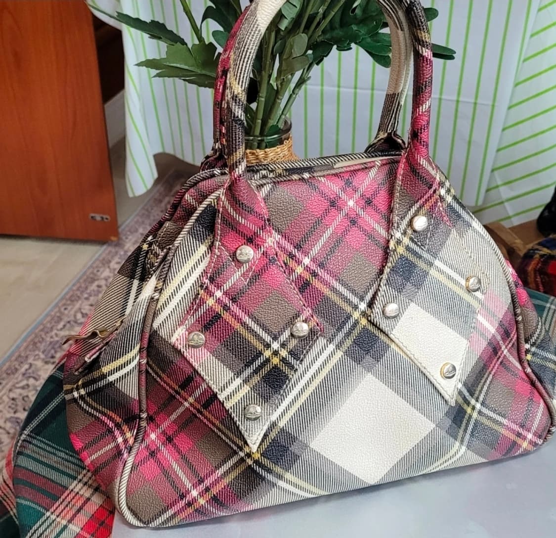 비비안웨스트우드 체크 도트백 상품이미지2