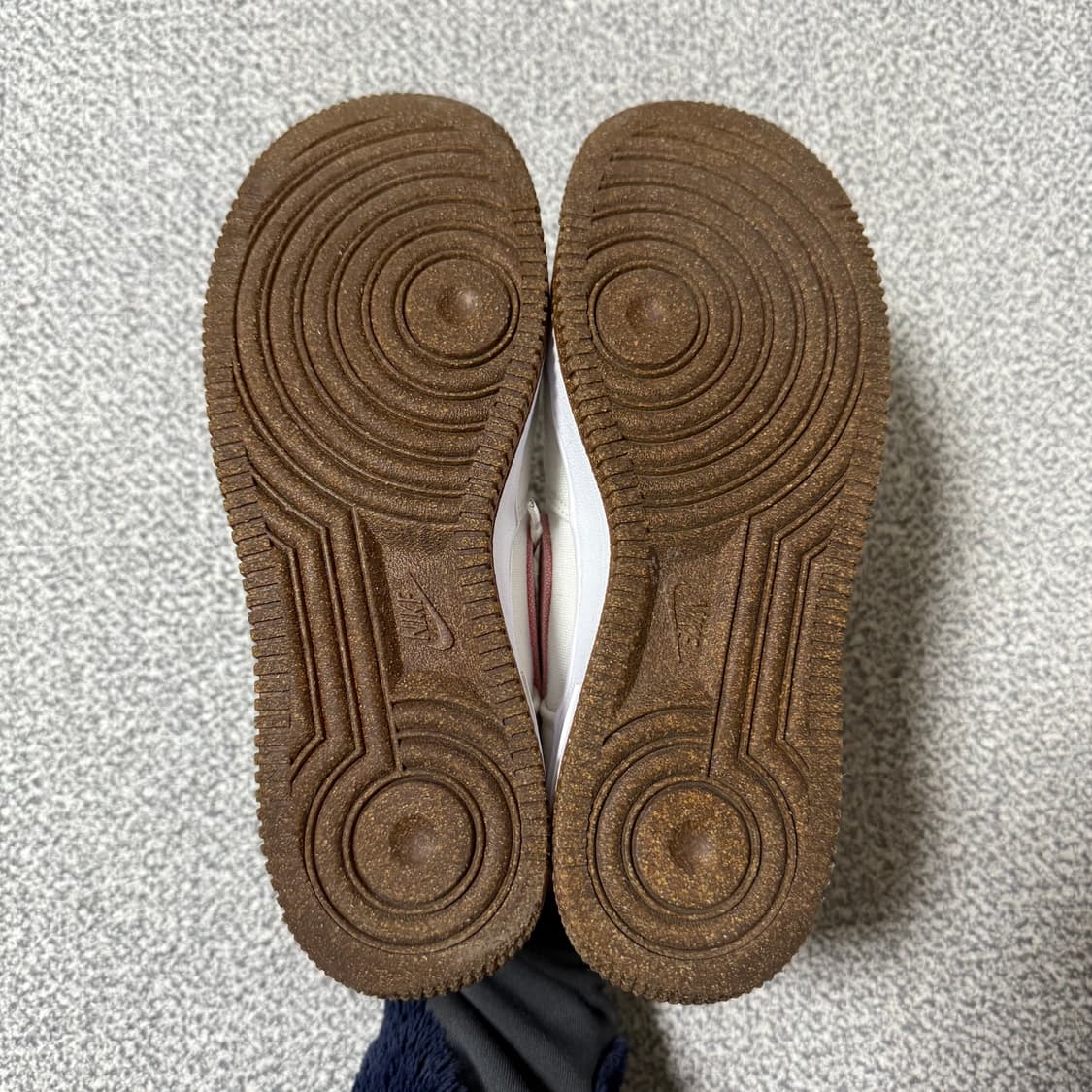 [정가 30만원] 나이키 에어포스 카테큐 240 상품이미지8