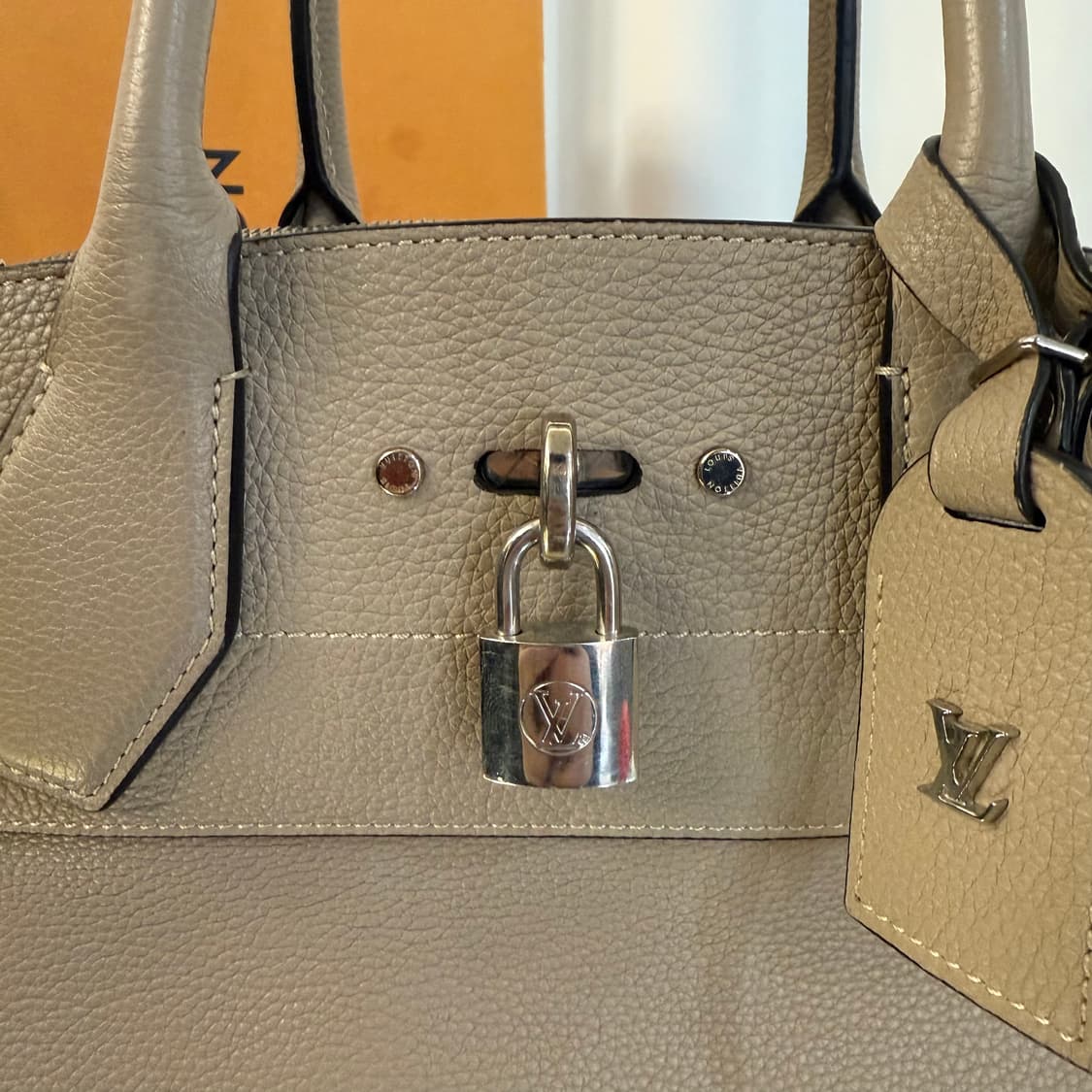 [정품] 루이비통 LV 시티 스티머 토트 숄더백 상품이미지8
