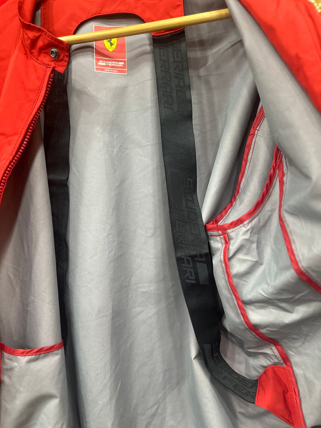 Ferrari  스쿠데리아 윈드브레이커 재킷 105 상품이미지7