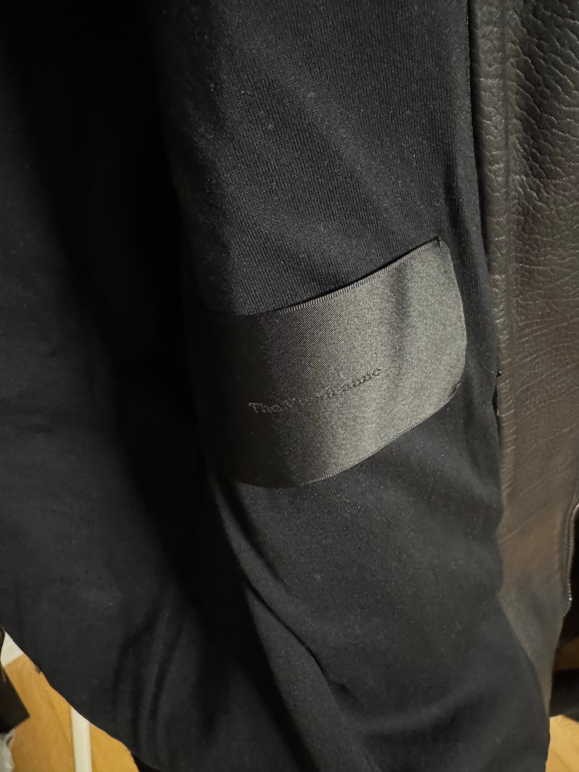 the viridi anne 블랙 가죽자켓 상품이미지3